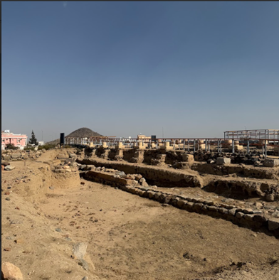 بقايا العناصر المعمارية