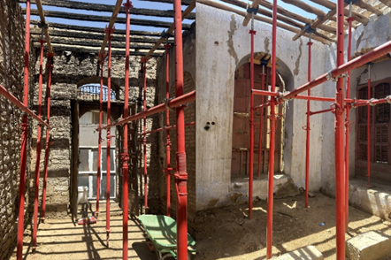 بعض أعمال الترميم