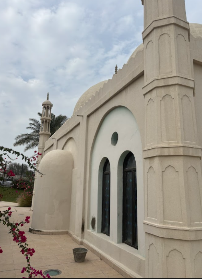 محراب مسجد أدونيس من الجهة الغربية