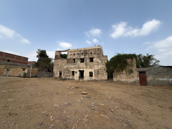 مشهد عام للموقع