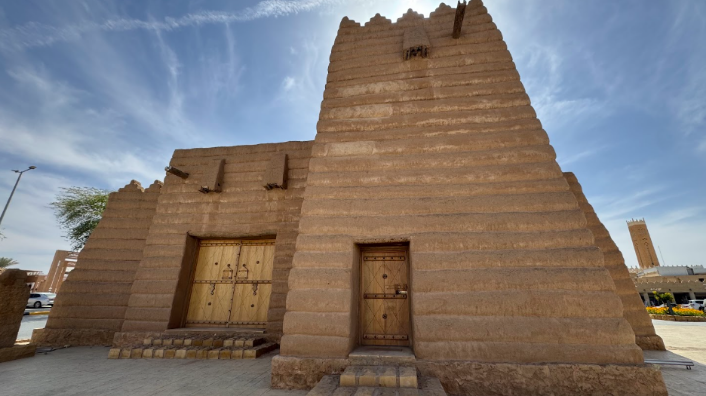 معالم بريدة التاريخية (باب القصر)