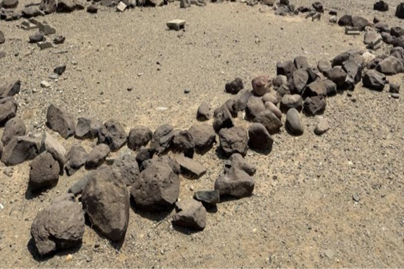 الحجارة البازلتية متفاوتة الأحجام