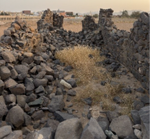 جزء من السور المحيط بالموقع