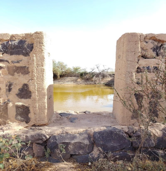 إحدى بوابات البركة
