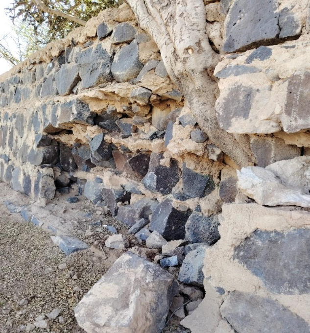 تضرر جزئي للجدران