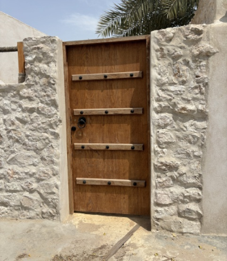 تركيب أبواب للحمام