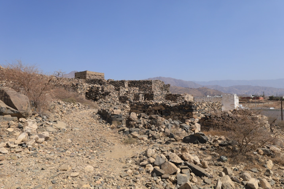 بلدة ثريبان وقصورها