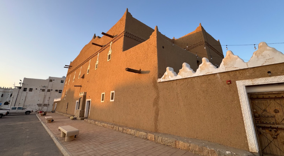 الطراز المعماري النجدي الكلاسيكي للموقع