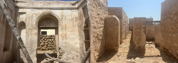 الشكل المدبب للمداخل والفتحات والنوافذ