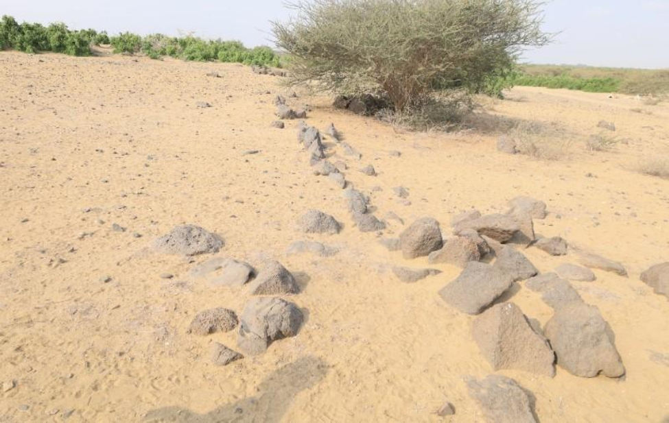 بقايا السور الأثري