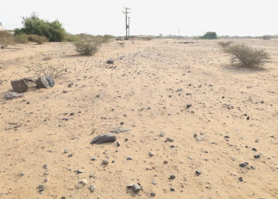 وداي حلي بقايا سور وملتقطات فخارية