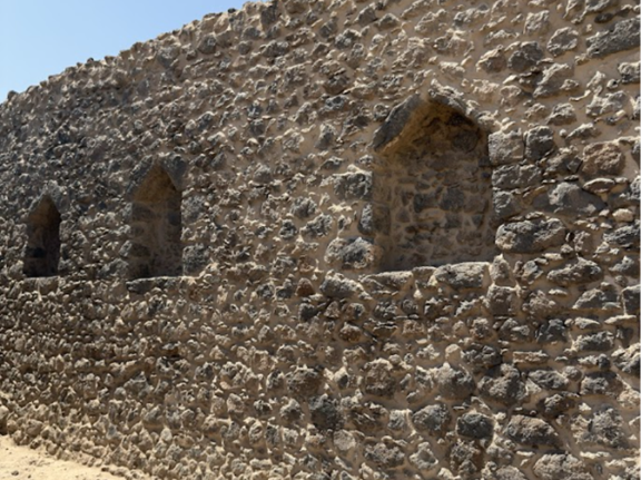 التكوين الهندسي للفتحات المعمارية