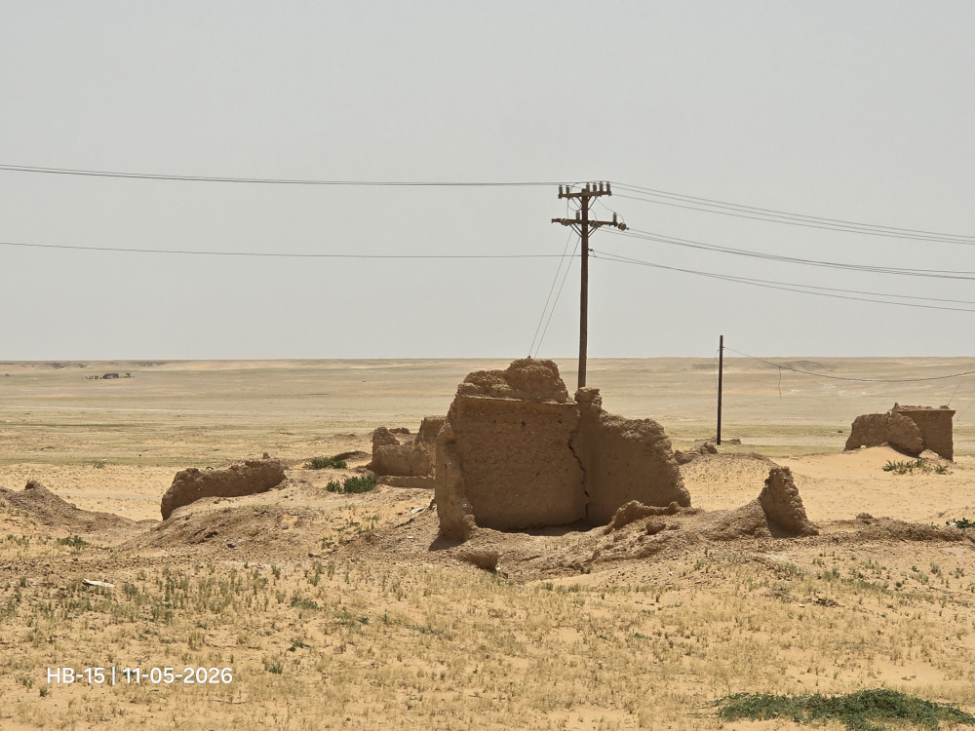 تشقق الجدران وانهيار السقف