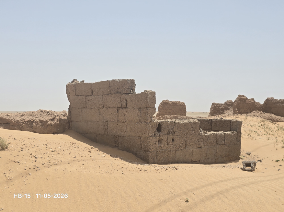 بقايا من البناء الحديث