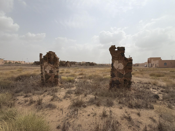  تآكل عناصر موقع بيوت الأدارسة