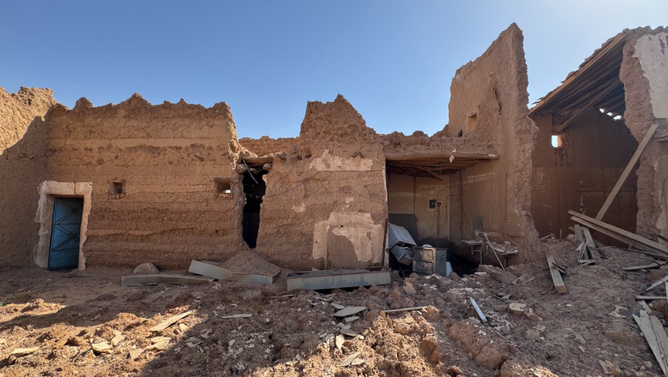 سقوط جزء من الجدارن