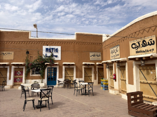سوق المجلس في القرية التراثية