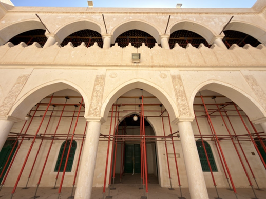 حجر البناء للقصر الشرقي المكون من طابقين