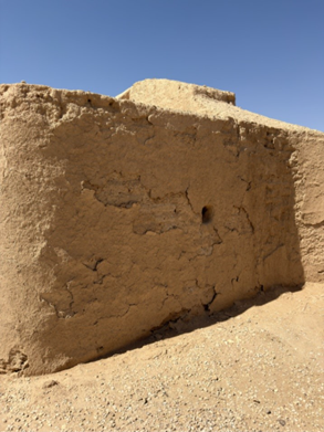 تآكل الطبقة الخارجية لأحد الجدران