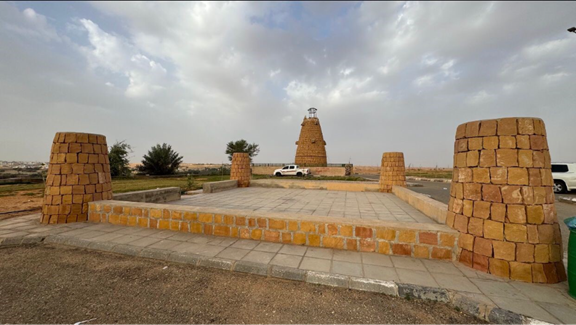 الطريق المعبد المحاذي لبرج الربيعية الجنوبي