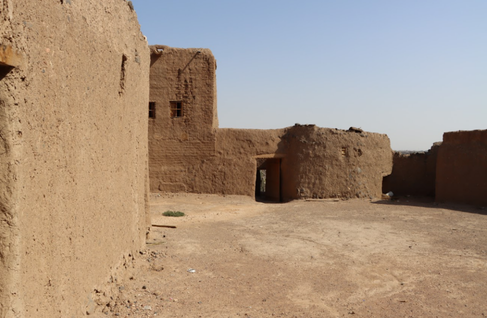 المنزل التراثي المرتبط بموقع صخرة نابونيد الثانية
