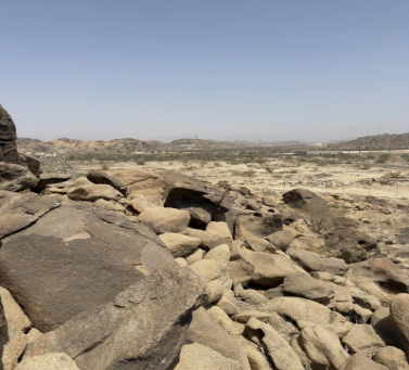 صخرة أبو النقور