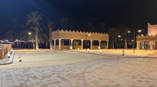 أعمدة الإضاءة في داخل مقصورة السويلم