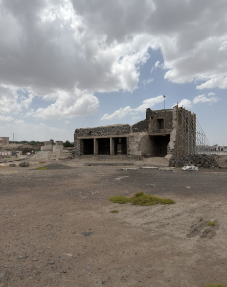 الطريق المؤدية للموقع