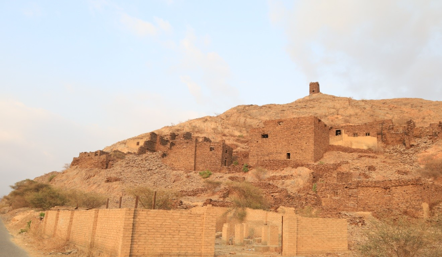 بلدة وجامع وسوق خميس ناخس