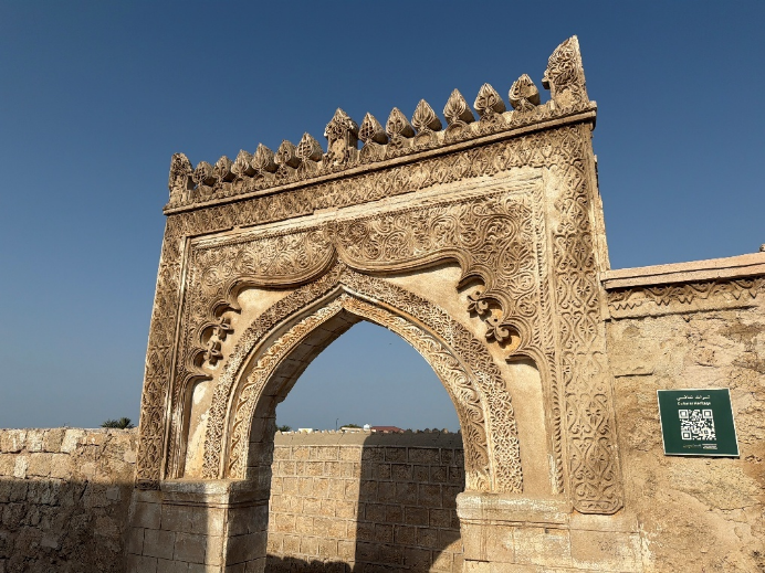 البوابة الرئيسية للبيت التراثي