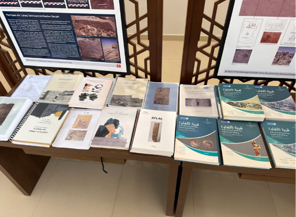 كتيبات ومؤلفات ومنشورات للتعريف بالفاو