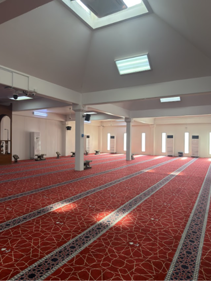 مسجد الجحفة من الداخل