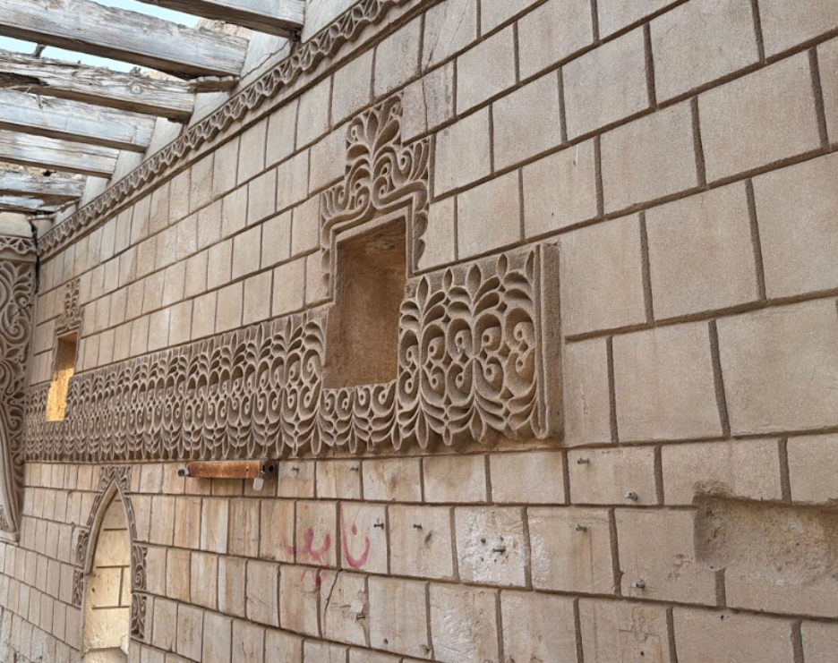 التعدي البشري بالكتابة على الجدران