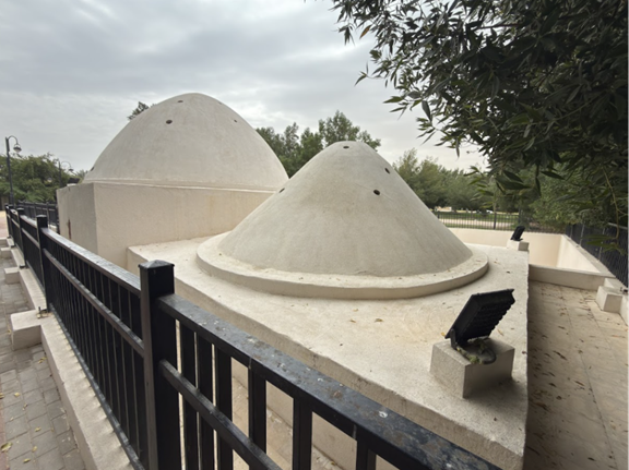 القباب النصف دائرية