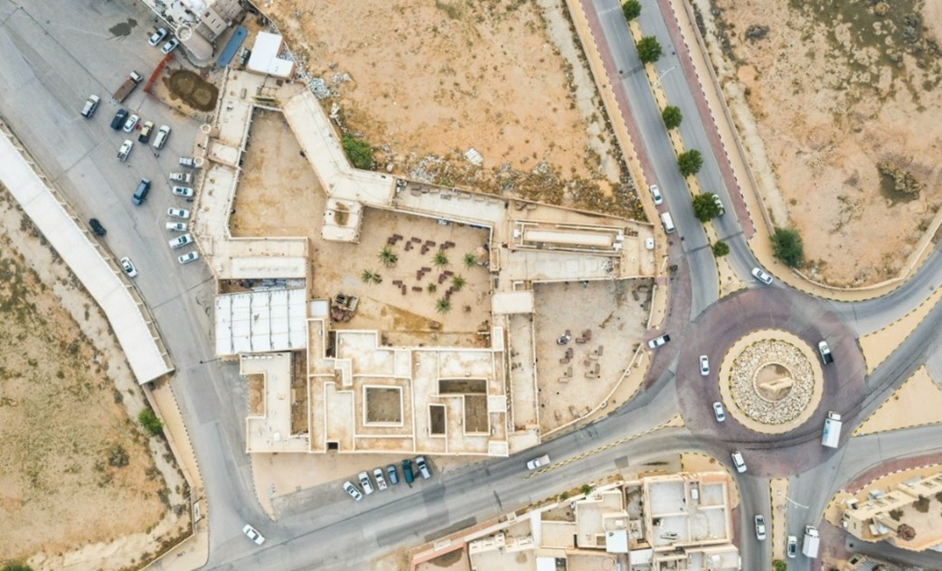منظر جوي يوضح موقع بيت البسام