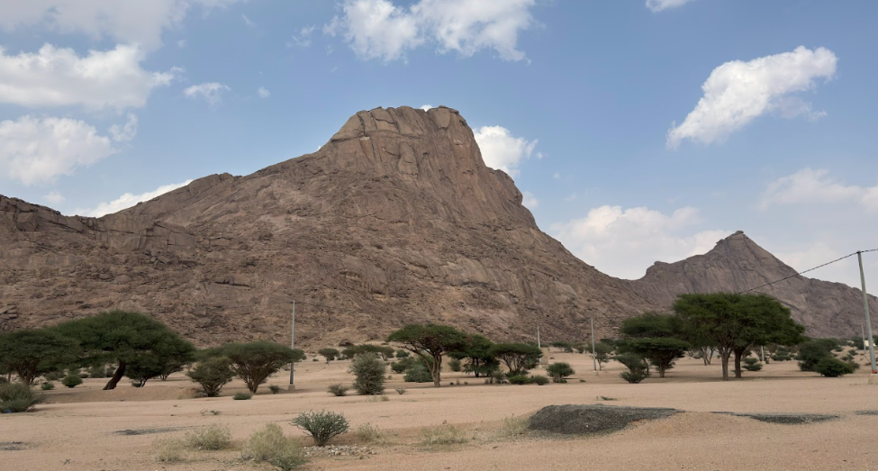 سلاسل جبال وهضاب عالية للهايكنج