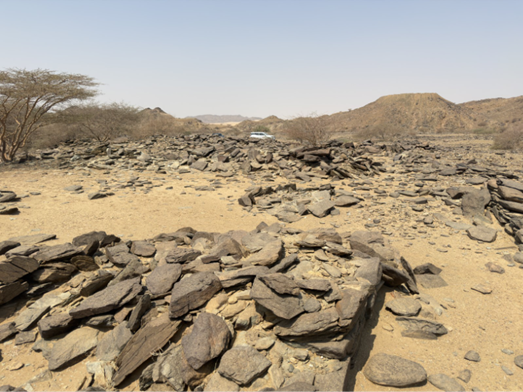 حواضر عمرانية متهدمة
