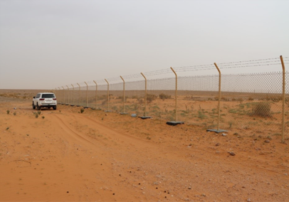 السياج المحيط بالمحطة