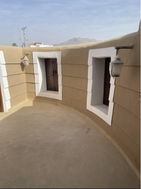 التصميم المنحني للمبنى