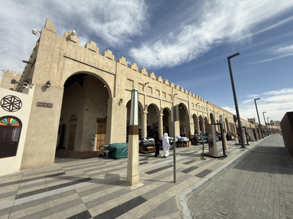 التسوق في سوق القيصرية