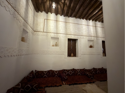 المواد المستخدمة في بناء الموقع