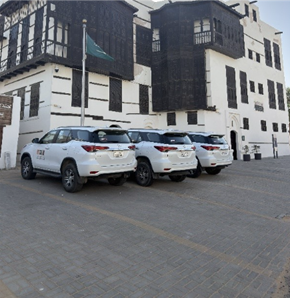 موقف سيارات