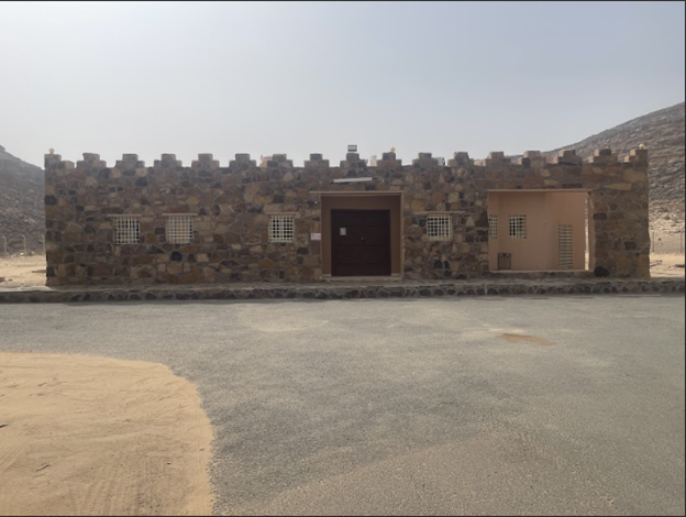 مبنى مركز زوار حمى.