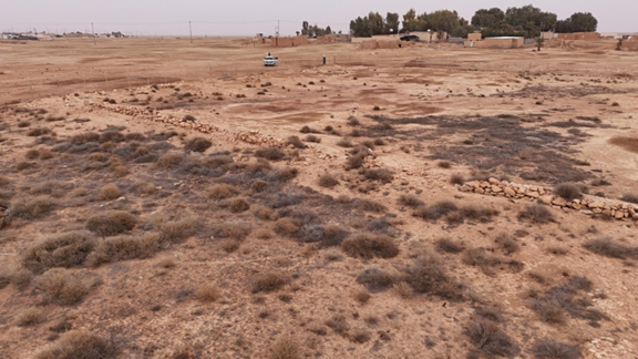 صور توضح مكونات الموقع وطبيعته