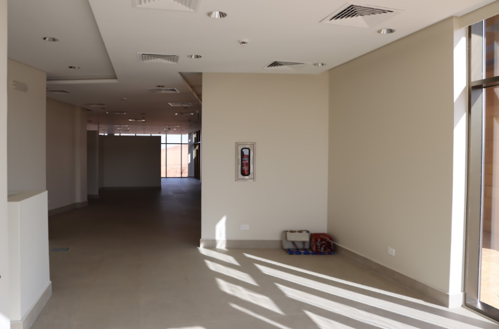 مطفأة الحريق ضمن تجهيزات السلامة في موقع ياطب