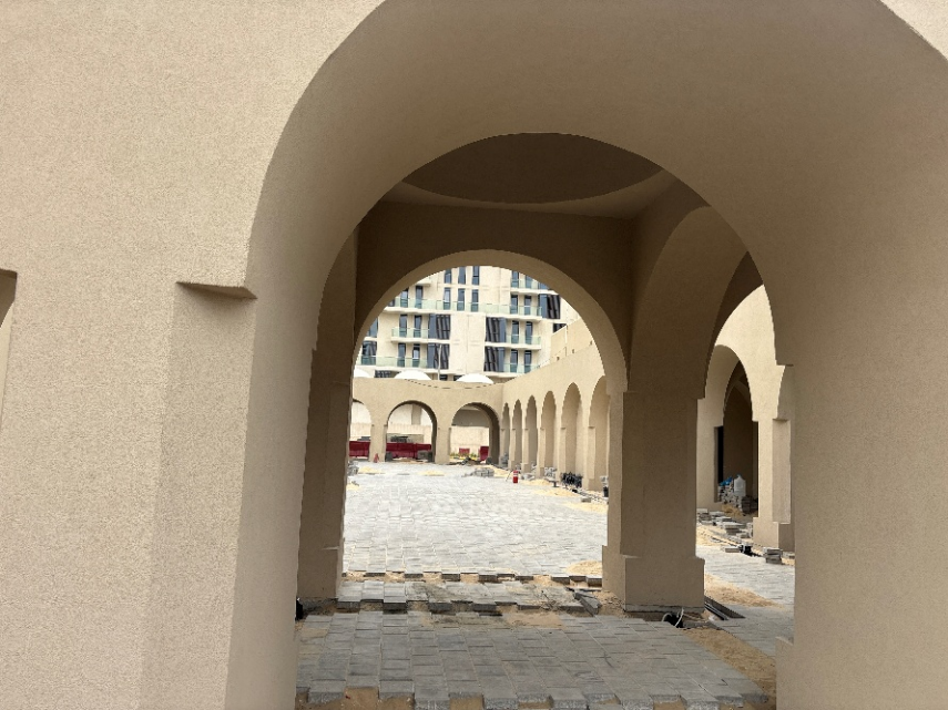 أعمال الصيانة الجارية في ساحة الموقع