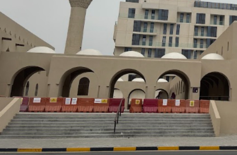 الأقواس الخارجية