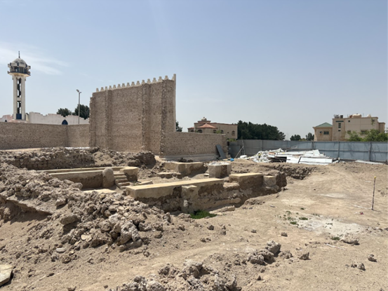 ترميم قديم لا تتضح هويته بشكل دقيق