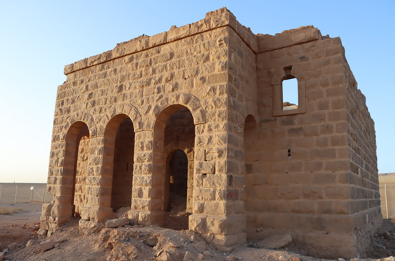 الواجهة المعمارية لمحطة برك التاريخية في مدينة تبوك