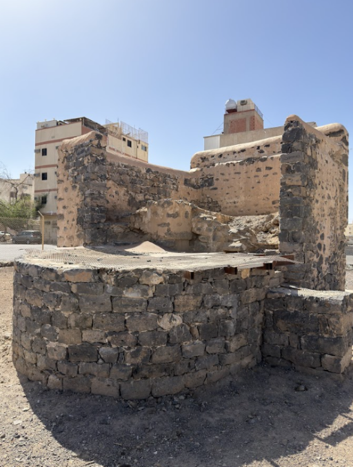 غرفة البئر المكشوفة
